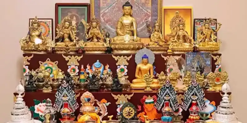 Hiểu Đúng Về Khái Niệm "Thờ Phụng" Trong Mật Tông